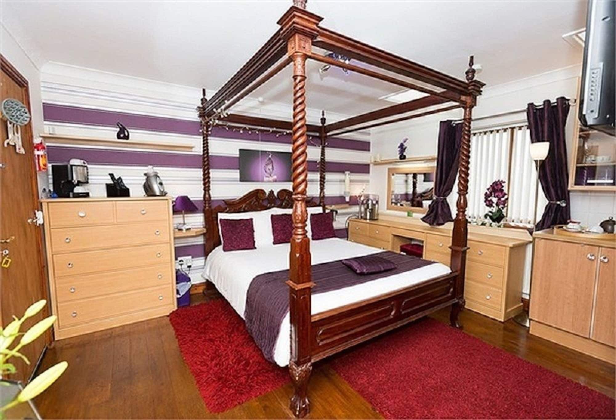 Castle Lodge - Brecon Beacons Accommodation Sennybridge Extérieur photo